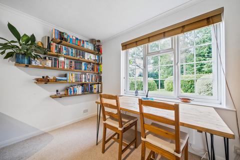 undefined, The Moorings, Surrey GU26