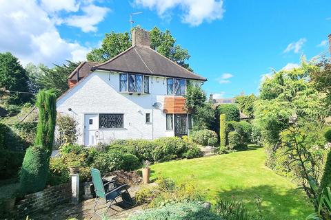 3 bedroom detached house for sale, Sunte Avenue, Lindfield, RH16