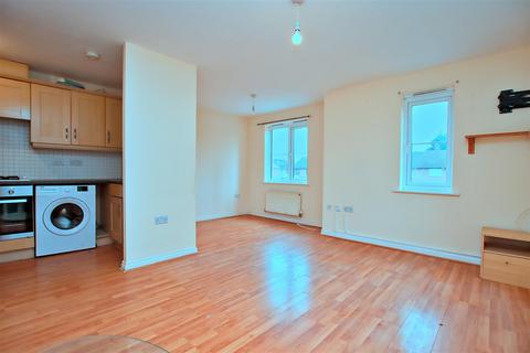 2 bedroom flat for sale, Sommerville Court, Alconbury Close, Borehamwood