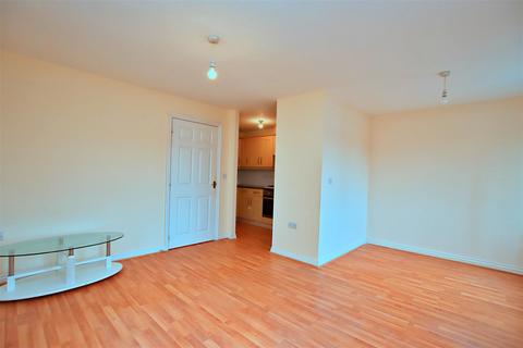 2 bedroom flat for sale, Sommerville Court, Alconbury Close, Borehamwood