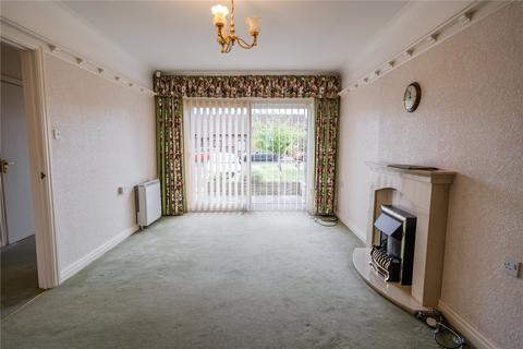 2 bedroom bungalow for sale, Clare Court, Grimsby, Lincolnshire, DN34