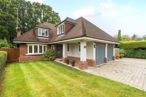 4 bedroom detached house for sale, Hogswood Road, Billingshurst RH14