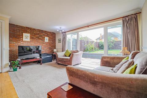 3 bedroom terraced house for sale, Haddon Close, Hemel Hempstead, HP3