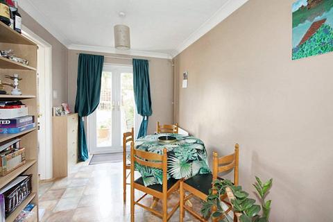 2 bedroom terraced house for sale, Haycocks Road, Haverhill CB9