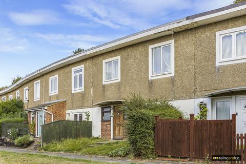 3 bedroom terraced house for sale, Willow Way, Hatfield