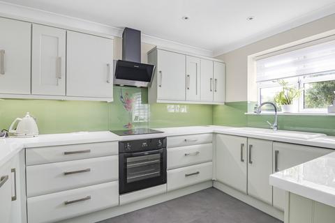 2 bedroom apartment for sale, Orchid Close, Romford, RM4