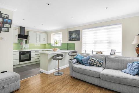 16 Orchid Close, Abridge, Romford, RM4 1DF