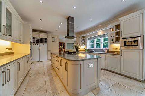 8 bedroom detached house for sale, Flowers Hill, Pangbourne, Reading