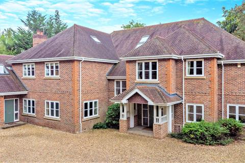 8 bedroom detached house for sale, Flowers Hill, Pangbourne, Berkshire