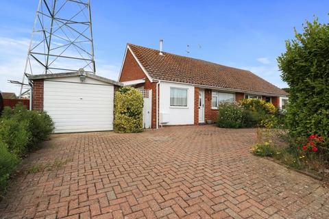 3 bedroom bungalow for sale, Hastings Close, Polegate BN26