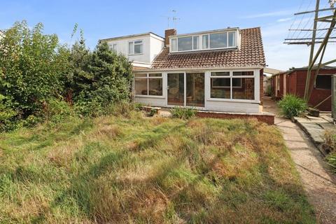 3 bedroom bungalow for sale, Hastings Close, Polegate BN26