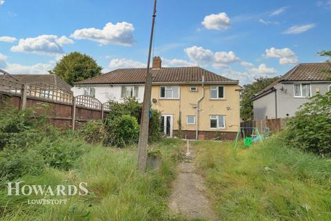 42 Minden Road, Lowestoft, NR32 2NS