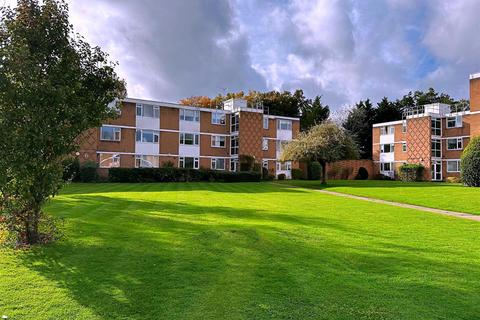 2 bedroom flat for sale, Borehamholt, Elstree