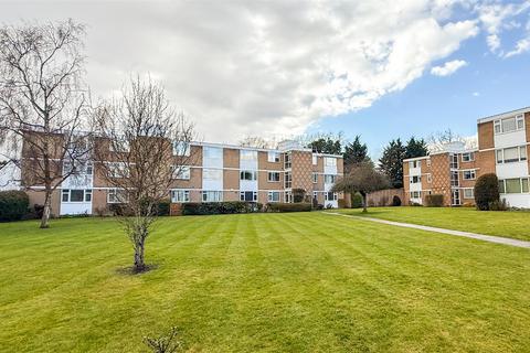 2 bedroom flat for sale, Borehamholt, Elstree