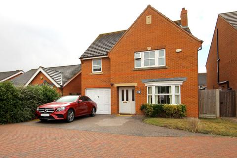 4 bedroom detached house to rent, Croyland Drive, Elstow, Bedford MK42