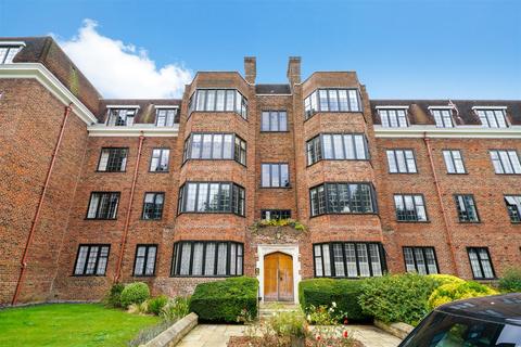 3 bedroom flat for sale, Bede House, Manor Fields, Putney
