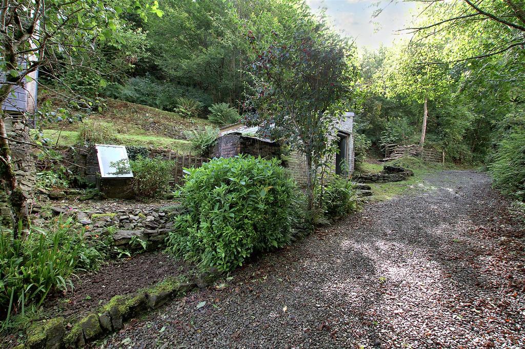 Store Sheds and garden