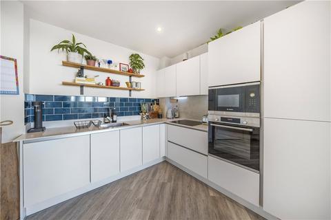 2 bedroom apartment for sale, Scena Way, London