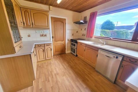 4 bedroom detached bungalow for sale, St. Clements Road, Neyland, Milford Haven