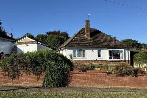 4 bedroom detached bungalow for sale, Cheltenham Avenue, Ipswich IP1