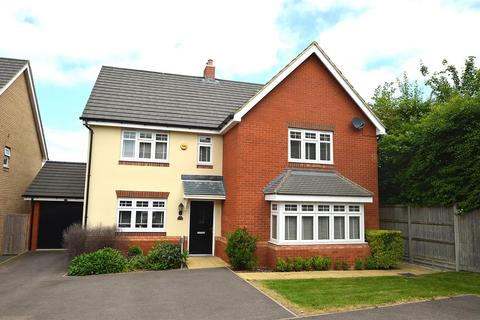 5 bedroom detached house for sale, Davy Drive, Shefford