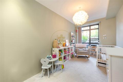 2 bedroom apartment for sale, Madoc Close, London, NW2