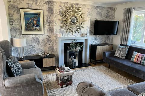 undefined, Main Street, Beverley HU17