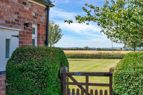 5 bedroom detached house for sale, Howlett House Farm, Slackholme End, Hogsthorpe, Skegness, PE24