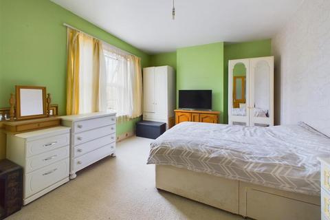 48 Hinton Road, Gloucester, GL1 3JS