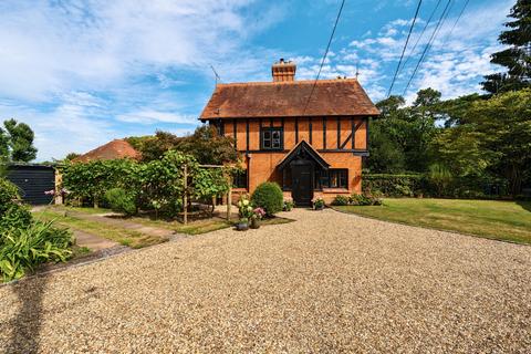 2 bedroom semi-detached house for sale, Longwater Lane, Hook RG27