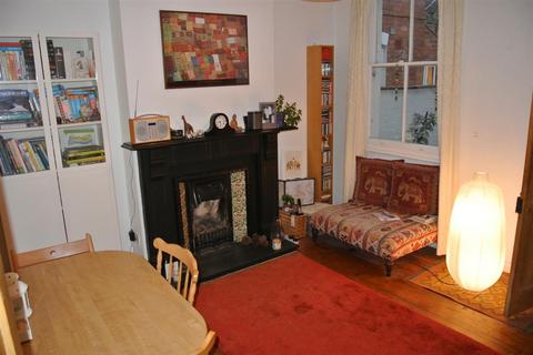 2 bedroom terraced house to rent, New Street, Leamington Spa