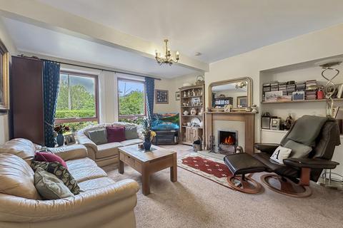 16 Wades Road, Kinlochleven, PH50 4QX