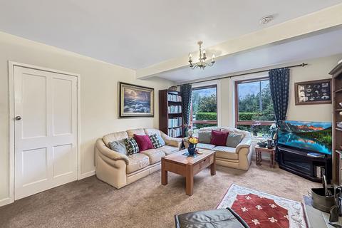16 Wades Road, Kinlochleven, PH50 4QX