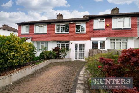 196 Knollmead, Surbiton, KT5 9QW