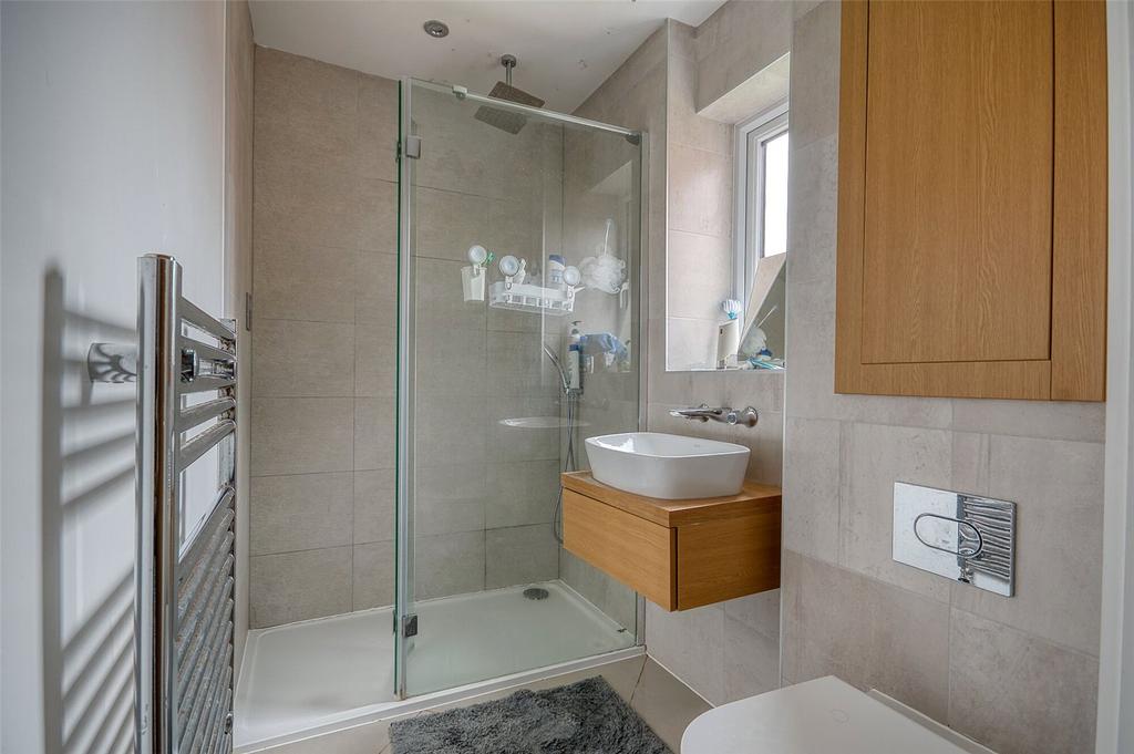 Ensuite