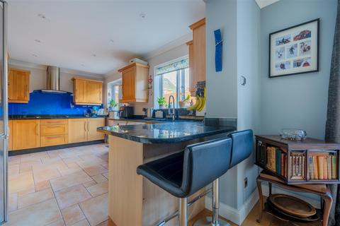 4 bedroom semi-detached house for sale, Scott Walk, Bridgeyate, Bristol