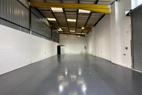 Industrial unit to rent, 46, Edison Road, St. Ives, Cambridgeshire, PE27