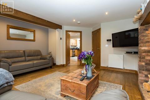 31 Pinewood Close, Scunthorpe, DN16 3FB