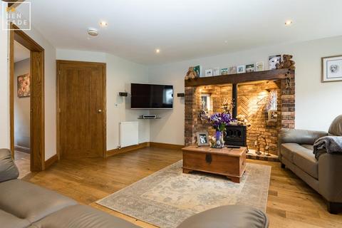 31 Pinewood Close, Scunthorpe, DN16 3FB