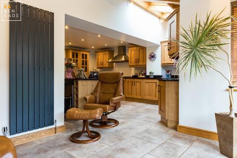 31 Pinewood Close, Scunthorpe, DN16 3FB