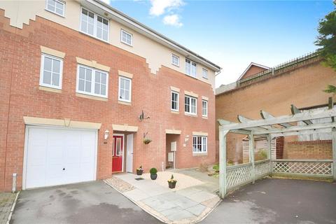 3 bedroom terraced house for sale, Hopper Vale, Bracknell, Berkshire