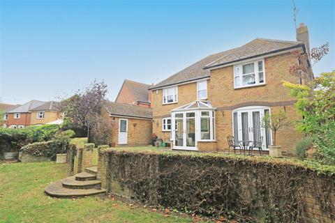 4 bedroom detached house for sale, De Vere Close, Hatfield Peverel, Chelmsford