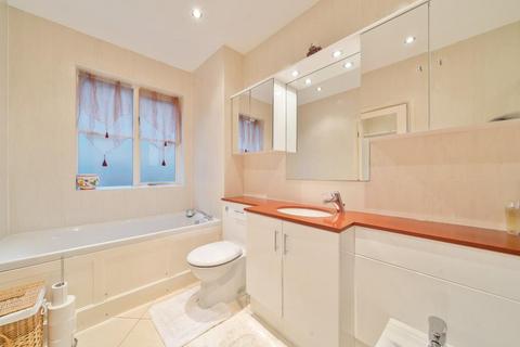 4 bedroom detached house for sale, Holly Park Gardens,  Finchley,  N3