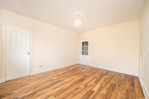 87 Adamson Crescent, Dunfermline, KY12 0AT
