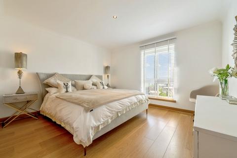 7a Ardrossan Road, Seamill, West Kilbride, KA23 9LZ