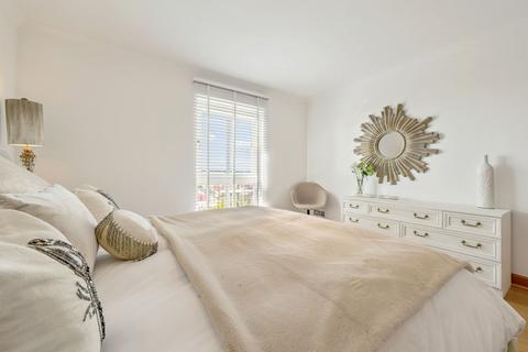 7a Ardrossan Road, Seamill, West Kilbride, KA23 9LZ
