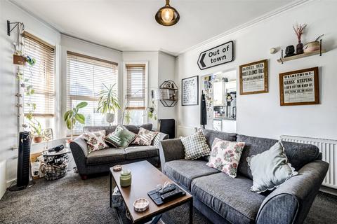 1 bedroom flat for sale, Tarring Road, Worthing, West Sussex, BN11