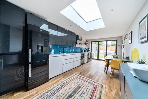 17 Rushett Close, Thames Ditton, KT7 0UR