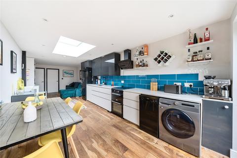 17 Rushett Close, Thames Ditton, KT7 0UR