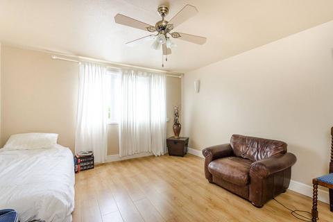 4 bedroom terraced house for sale, Stockbury Road, Shirley, Croydon, CR0